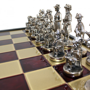 ШАХМАТЫ "МУШКЕТЕРЫ" КРАСНЫЕ, 40х40см